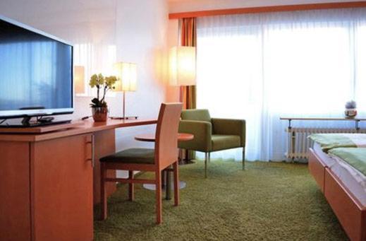 Hotel An De Kruepe ฮัททิงเงน ภายนอก รูปภาพ